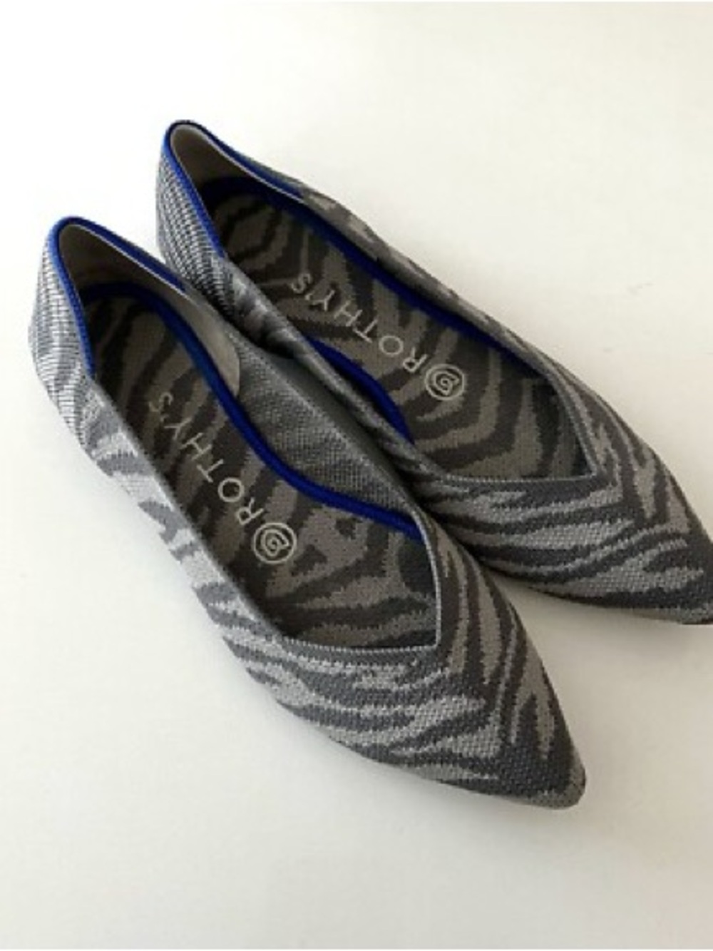 Rothy’s The Point Zebra Stripe Knit Flats Gray Blue Women’s 9 - Picture 1 of 6